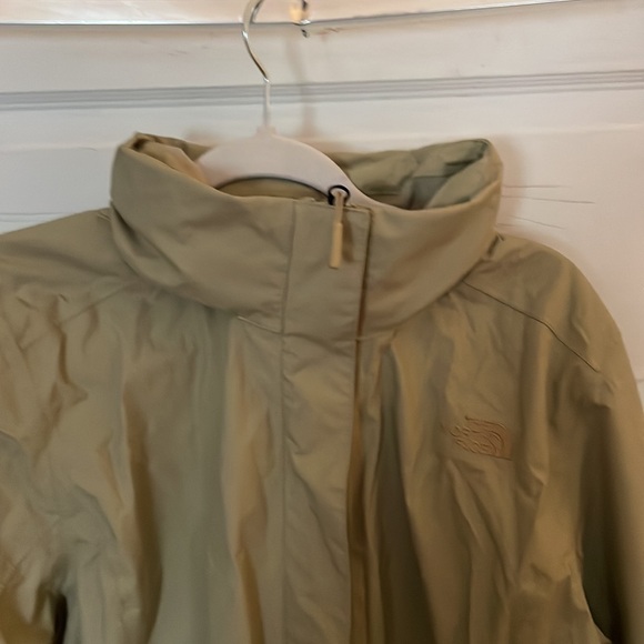 The Northface Rain Jacket Beige XL Khaki Women - Picture 6 of 7